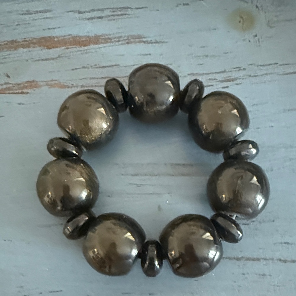 Marc Jacobs Women's Beaded Stretch Bracelet - Gunmetal Gray